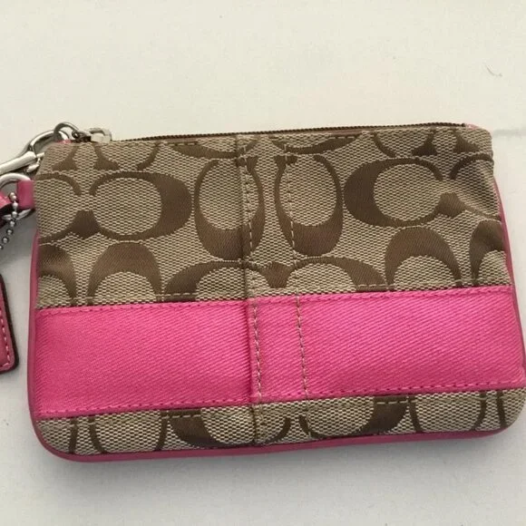 Coach Signature C Wristlet w/Pink Stripe and Pink Hangtag - Picture 2 of 6